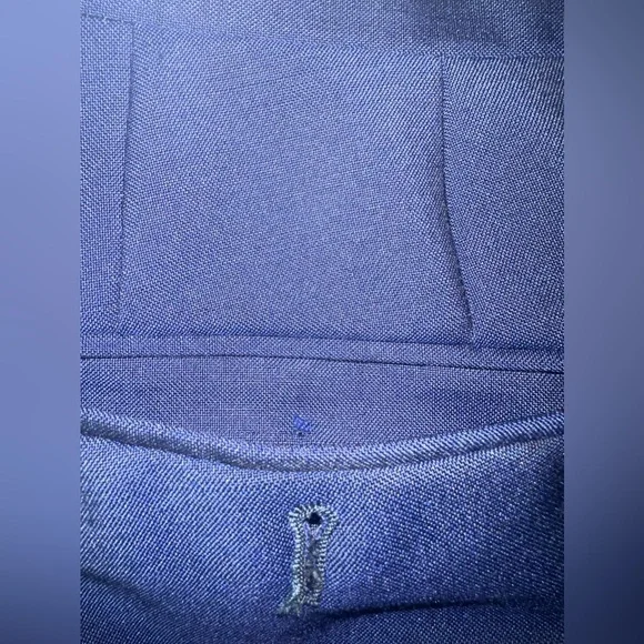 Burberry Milbury Navy Full Suit- 2 Piece. EU: 50R. Good Condition. - Picture 12 of 14